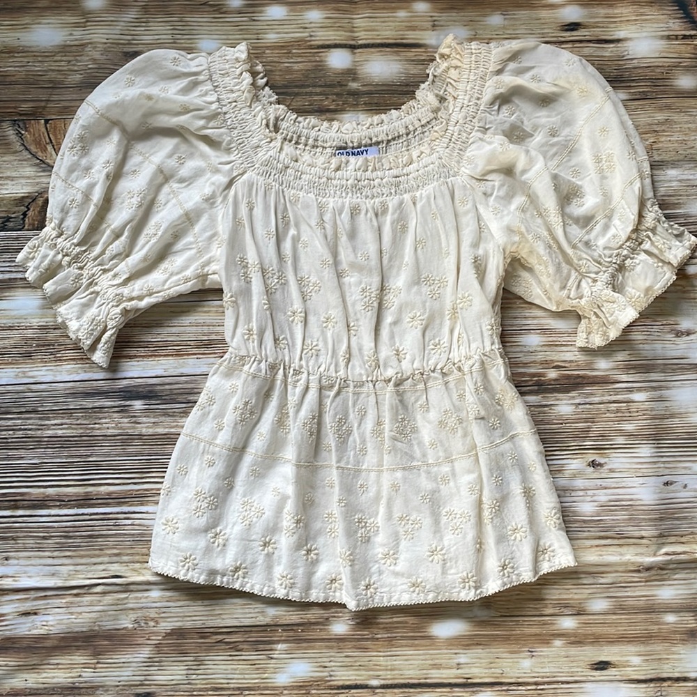 XS Old Navy top